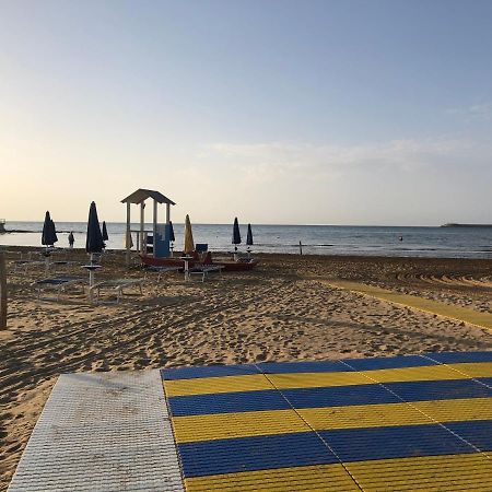 Casa Vacanze Bianca Pozzallo Bagian luar foto