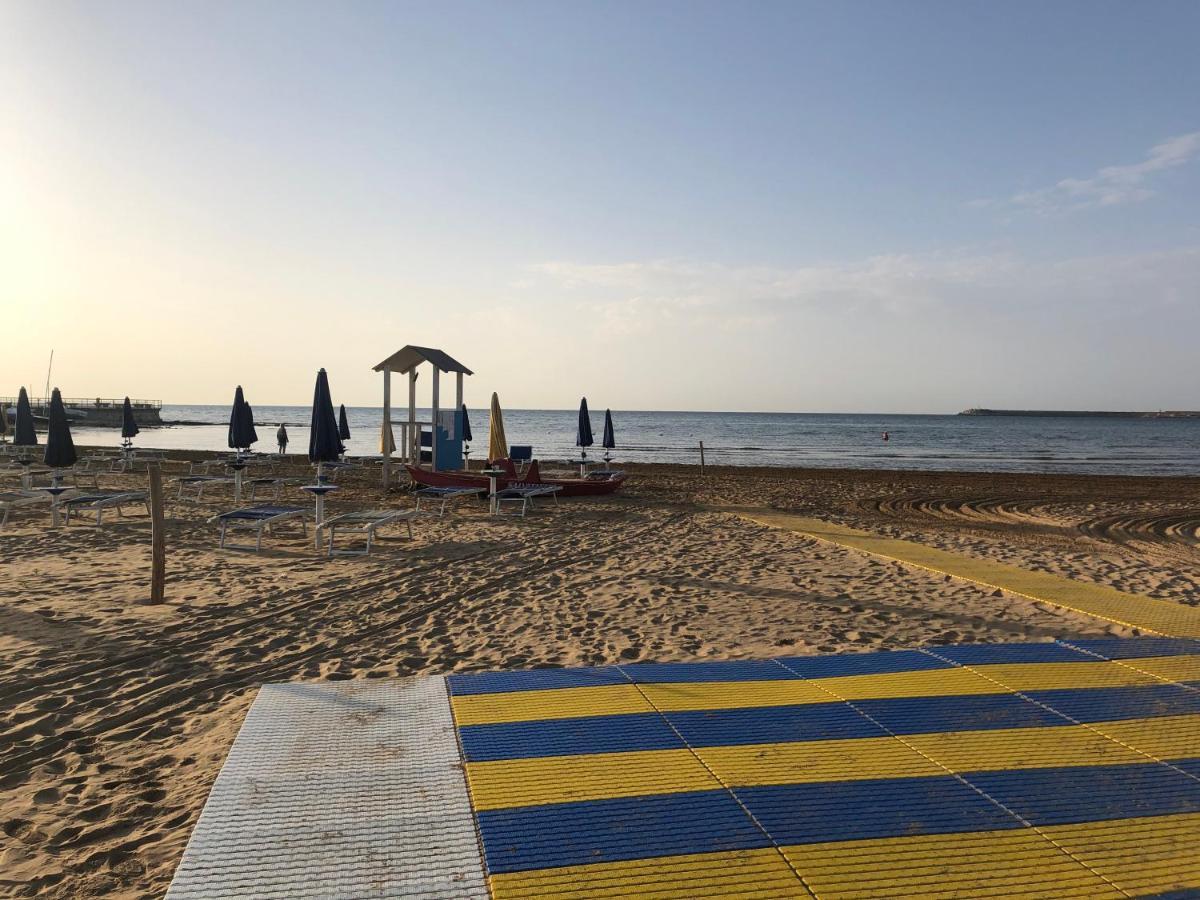Casa Vacanze Bianca Pozzallo Bagian luar foto