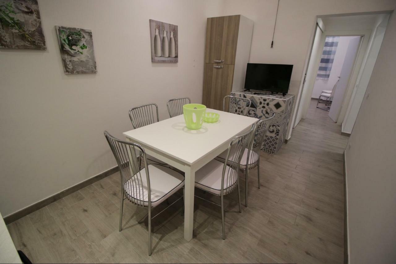 Casa Vacanze Bianca Pozzallo Bagian luar foto