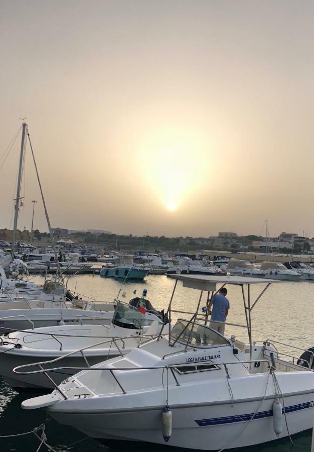 Casa Vacanze Bianca Pozzallo Bagian luar foto
